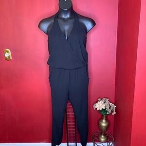 GAP HALTER JUMPSUIT SIZE XS